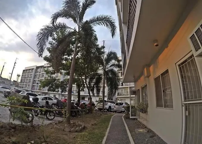 Whitestar 4* Manila